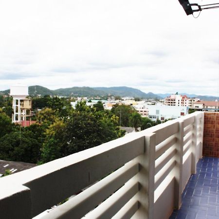 Отель Hua Hin Loft Экстерьер фото